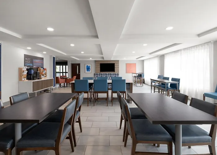 Hotel Express By Ihg