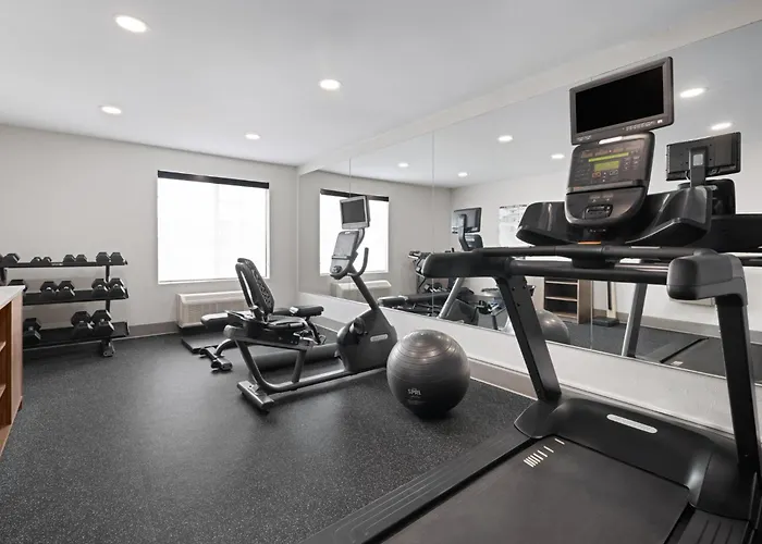 Express By Ihg Hotel Winston-Salem