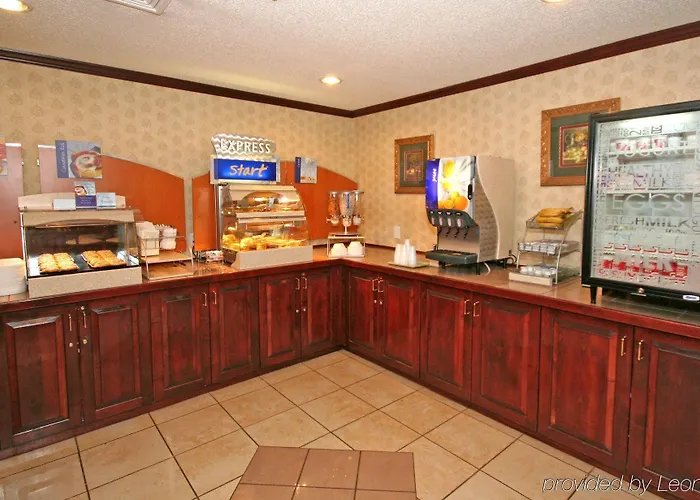Express By Ihg Hotel Winston-Salem