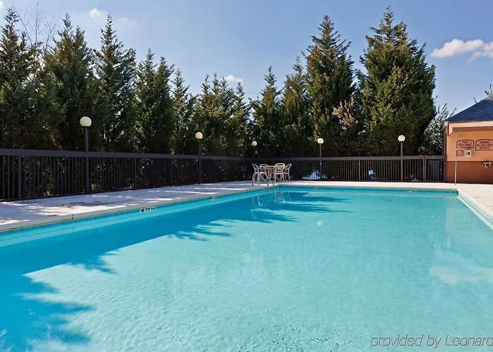Express By Ihg 2* Winston-Salem