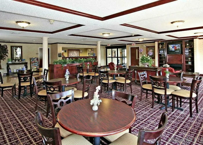 Express By Ihg Hotel