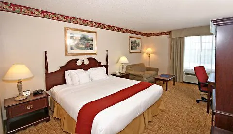 Express By Ihg Hotel 2*